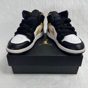 Nike Air Jordan 1 Mid Sneakers/ Kids Size 12C / SKU 0224